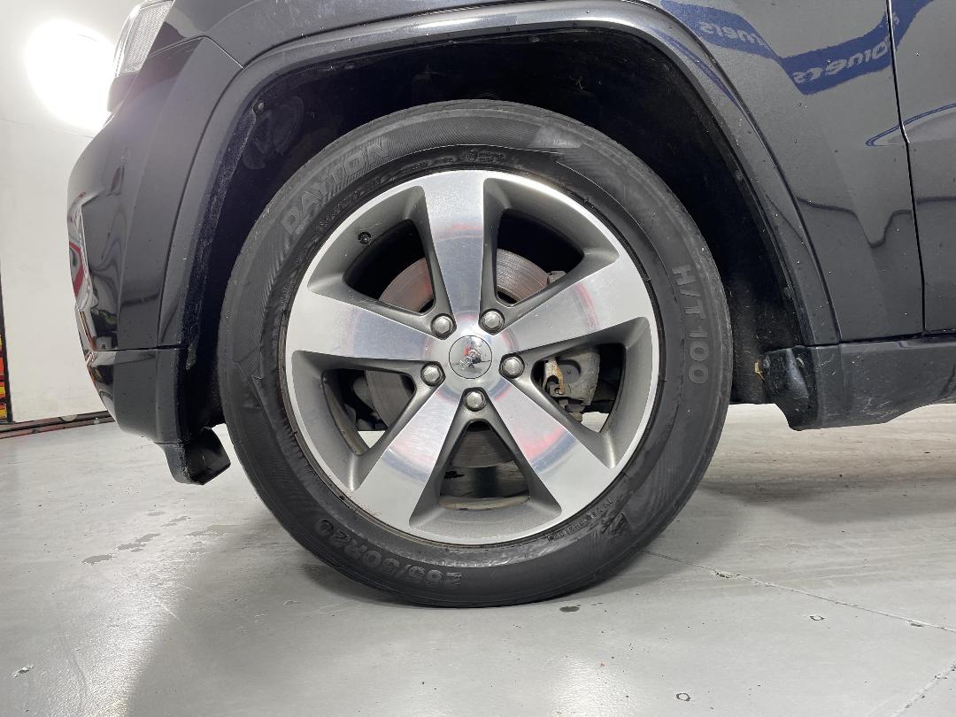 Photo '10' of Jeep Grand Cherokee Photo '10' of Jeep Grand Cherokee