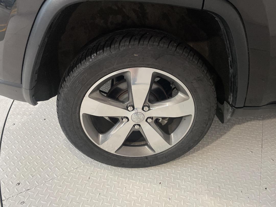 Photo '12' of Jeep Grand Cherokee