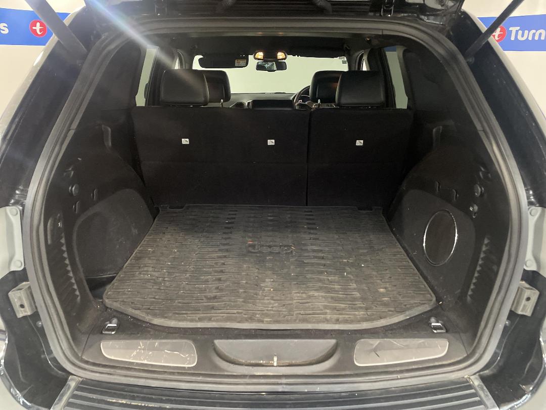 Photo '14' of Jeep Grand Cherokee