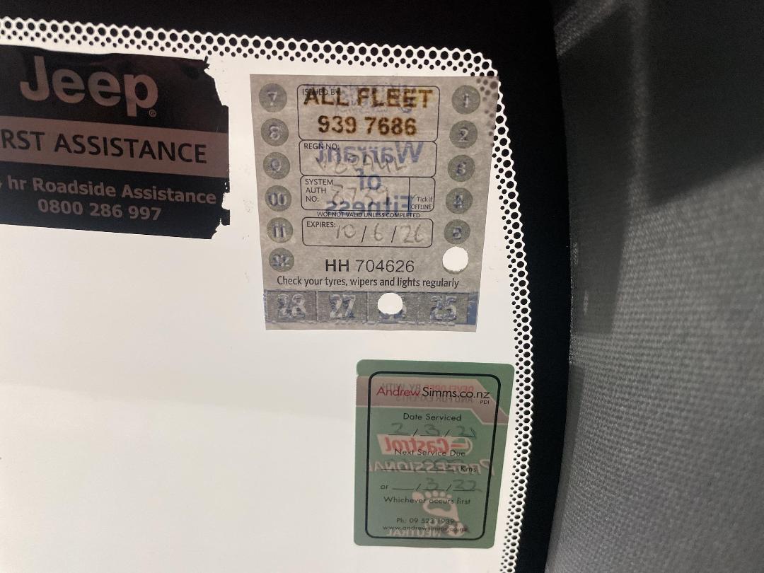 Photo '34' of Jeep Grand Cherokee