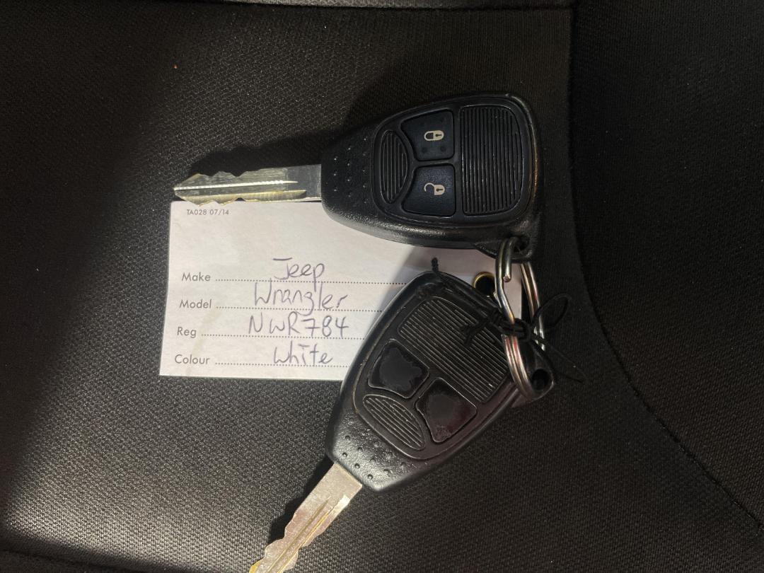 Photo '22' of Jeep Wrangler