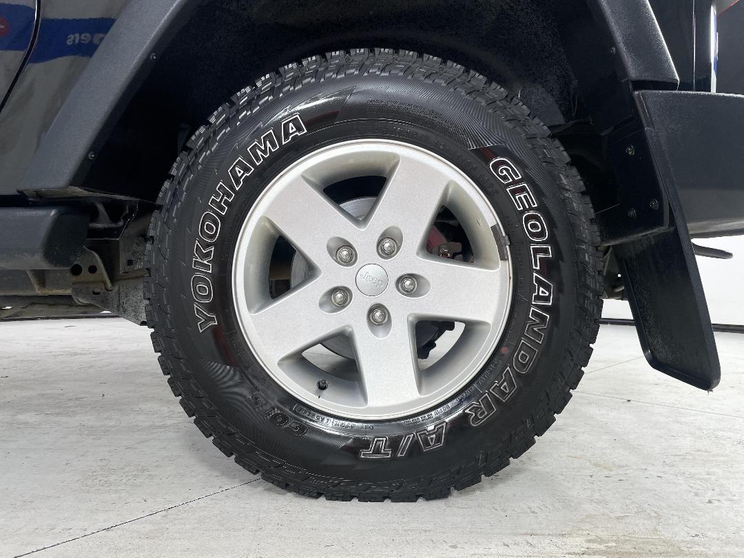 Photo '11' of Jeep Wrangler