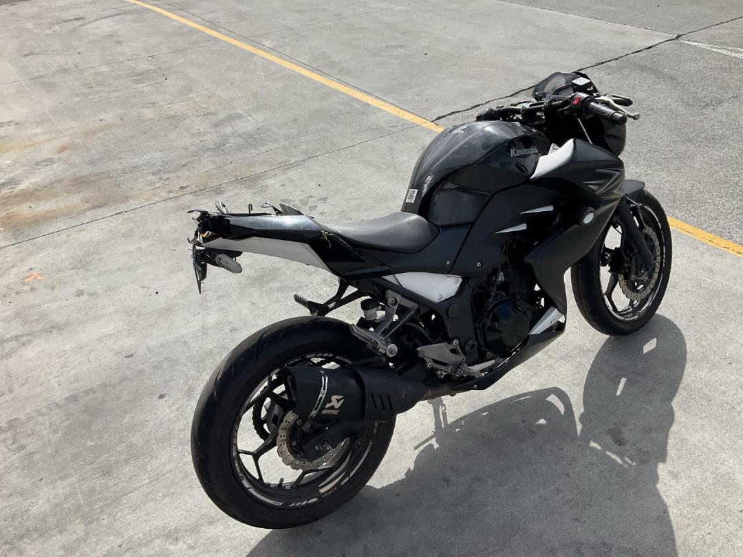 Photo '7' of Kawasaki ER 300B