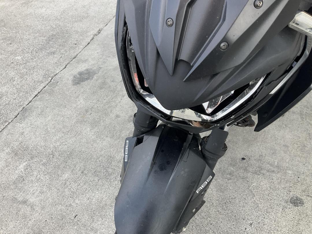 Photo '21' of Kawasaki ER 300B