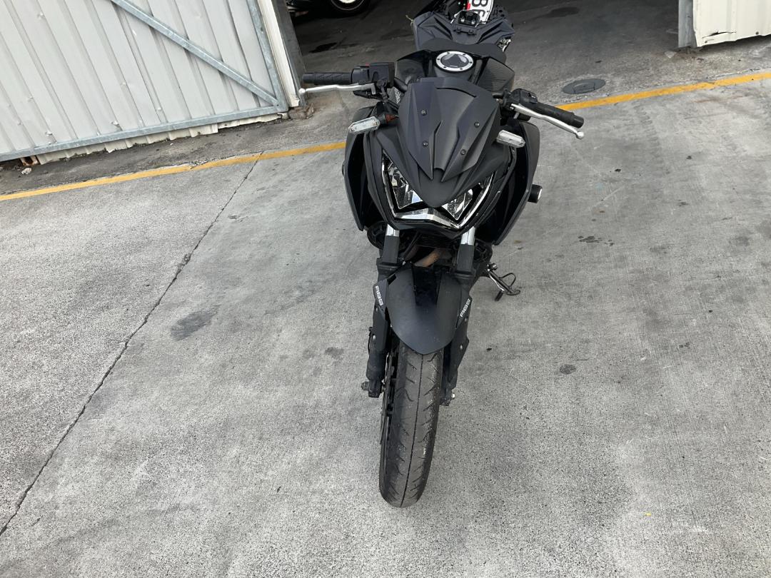 Photo '20' of Kawasaki ER 300B