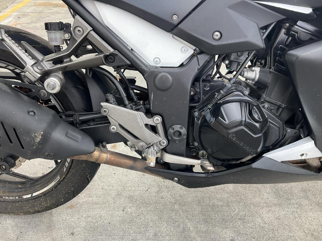 Photo '27' of Kawasaki ER 300B