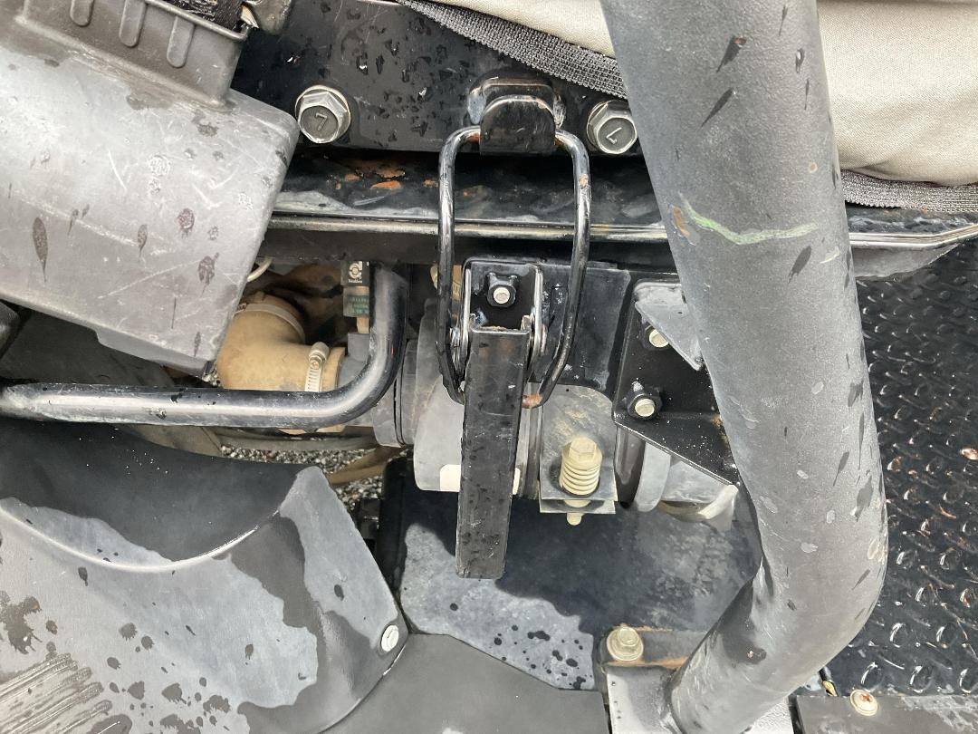 Photo '11' of Kawasaki KAF620RGF