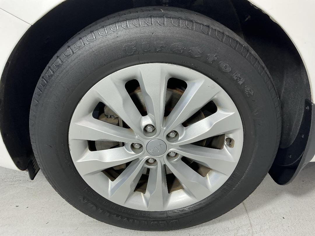 Photo '10' of KIA Carnival Photo '10' of KIA Carnival