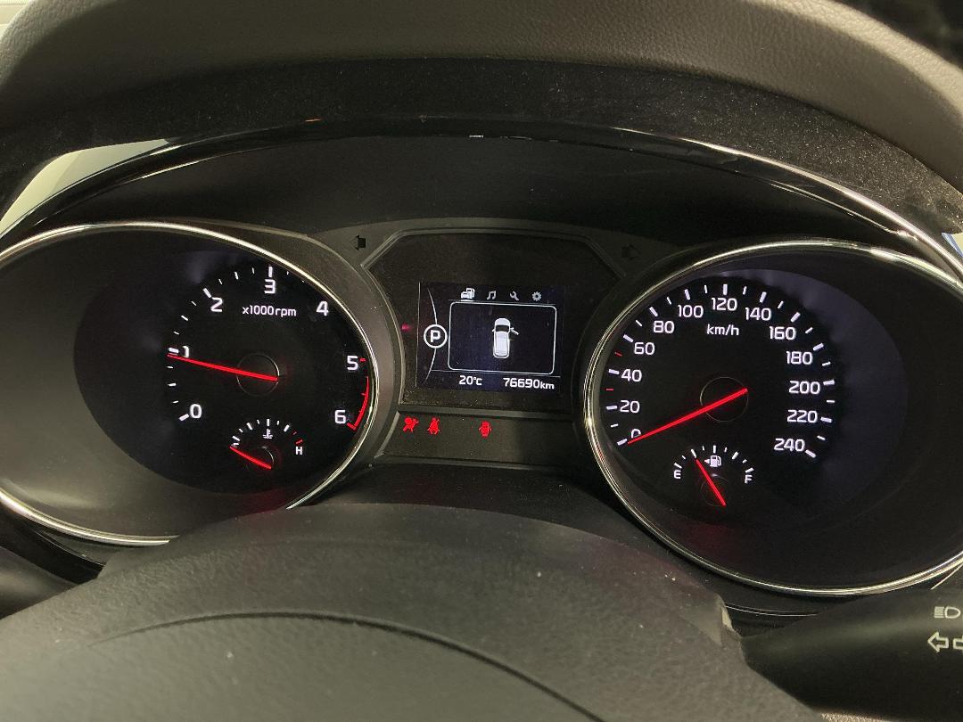 Photo '20' of KIA Carnival Photo '20' of KIA Carnival