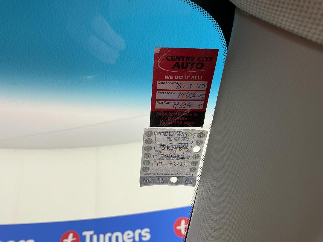 Photo '25' of KIA Carnival Photo '25' of KIA Carnival