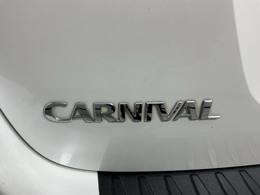 Photo '27' of KIA Carnival Photo '27' of KIA Carnival