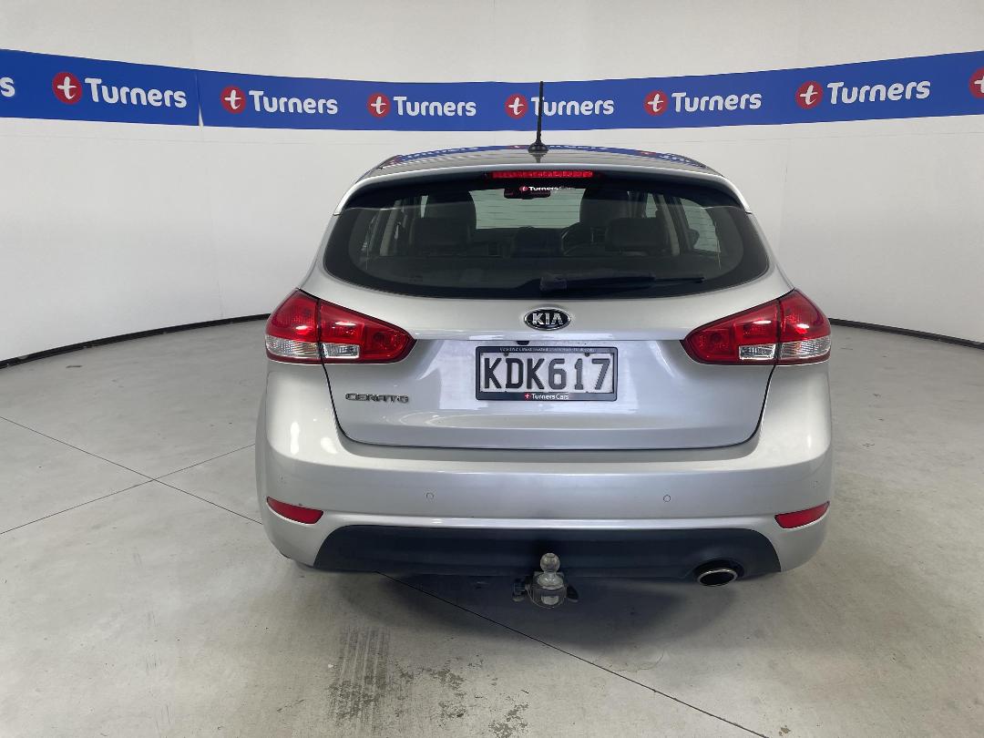 Photo '6' of KIA Cerato