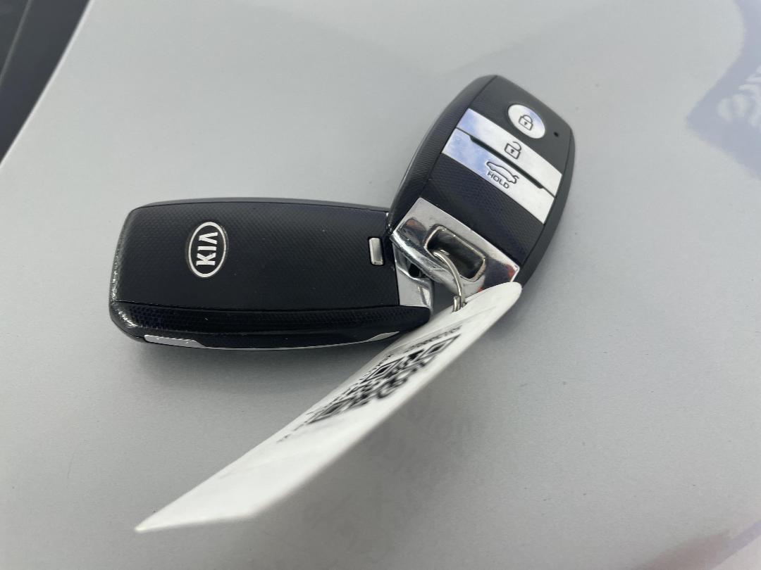 Photo '22' of KIA Cerato