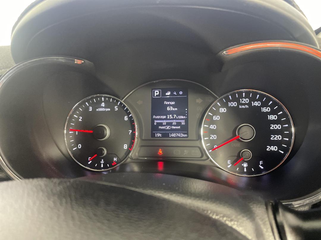 Photo '21' of KIA Cerato