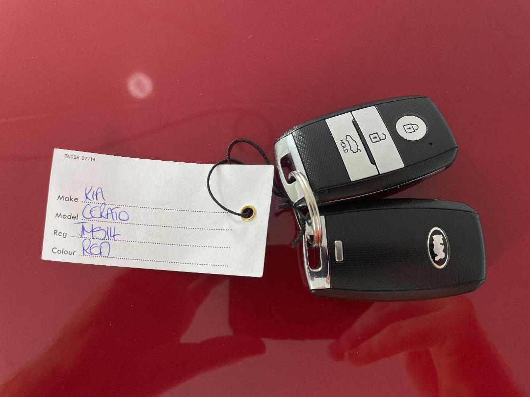 Photo '22' of KIA Cerato