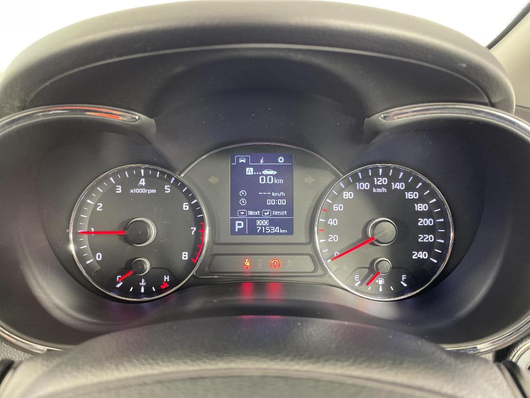 Photo '21' of KIA Cerato