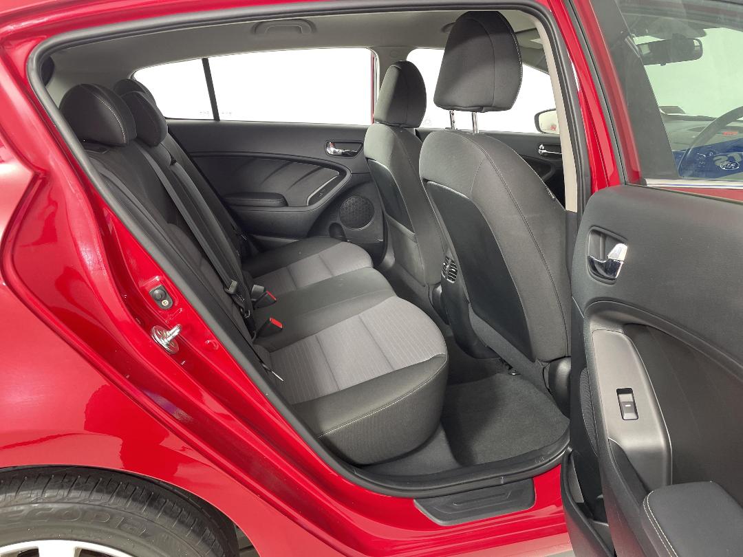 Photo '20' of KIA Cerato