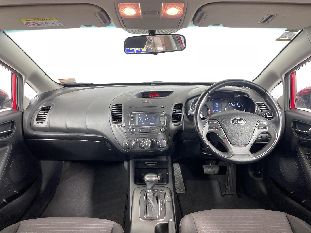 Photo '17' of KIA Cerato