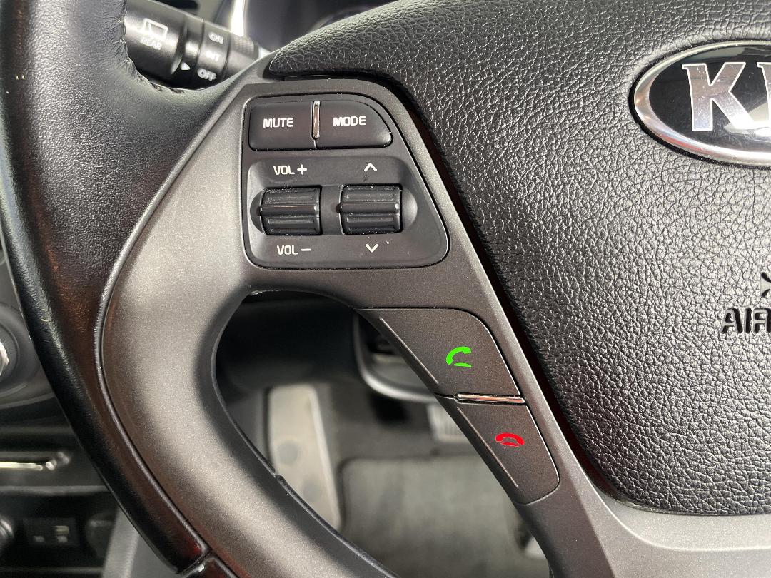 Photo '23' of KIA Cerato