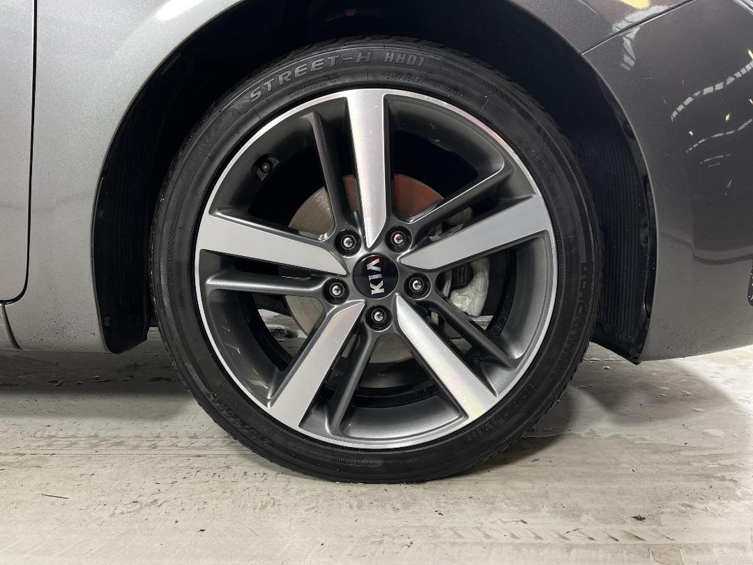 Photo '9' of KIA Cerato