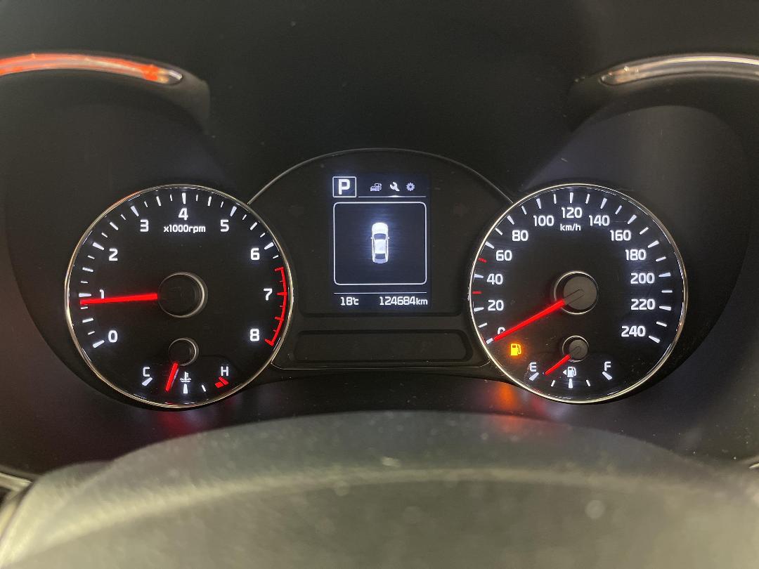 Photo '21' of KIA Cerato