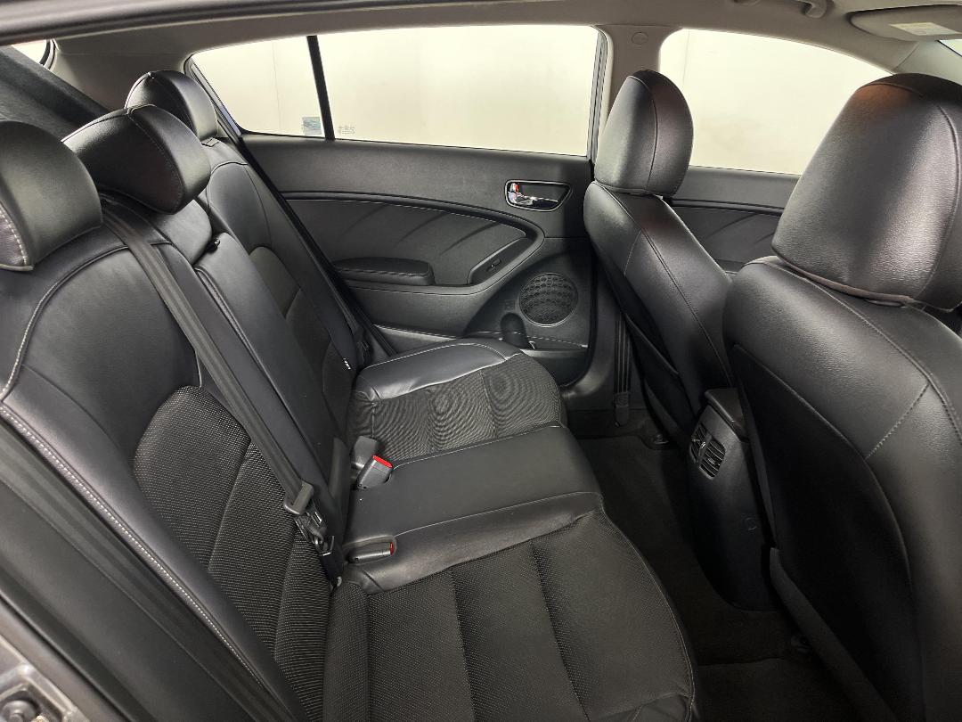 Photo '20' of KIA Cerato