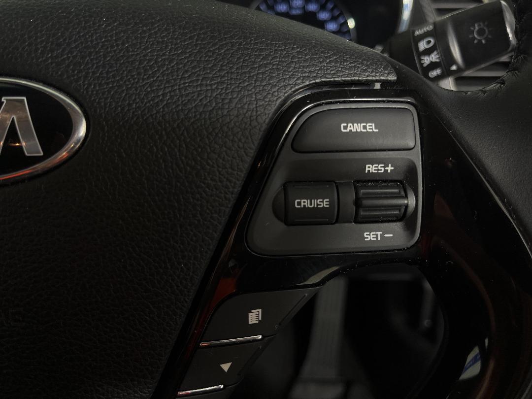 Photo '24' of KIA Cerato