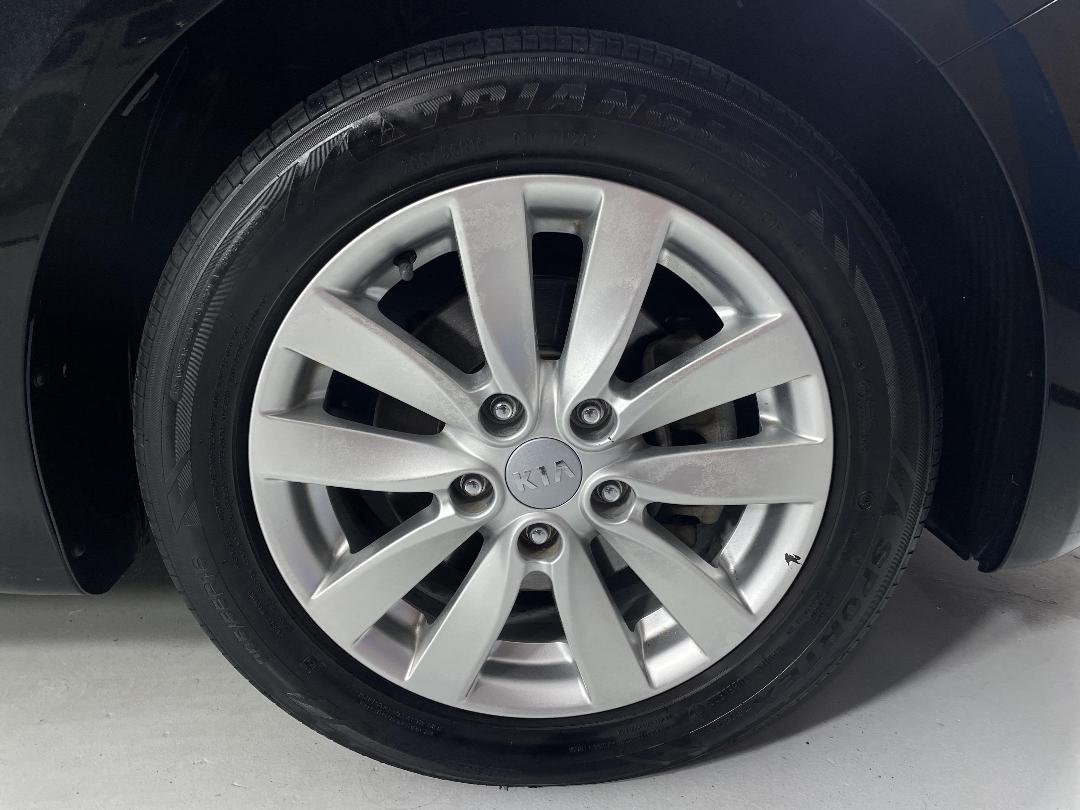 Photo '9' of KIA Cerato Photo '9' of KIA Cerato