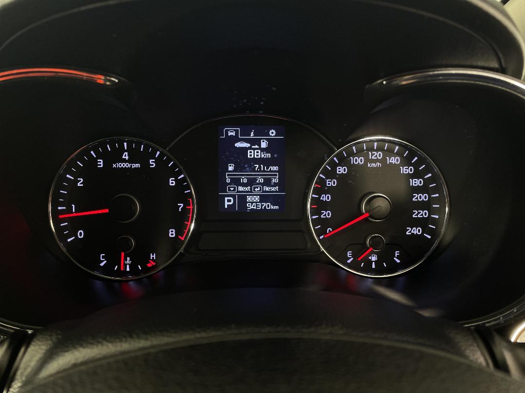 Photo '21' of KIA Cerato Photo '21' of KIA Cerato