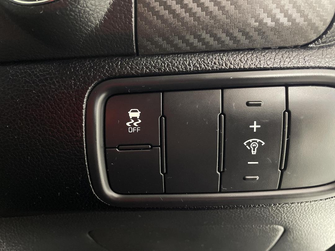 Photo '23' of KIA Cerato Photo '23' of KIA Cerato