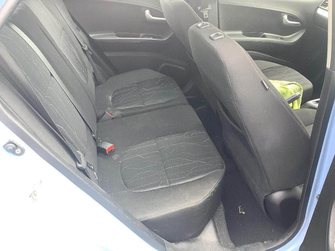 Photo '12' of KIA Picanto EX