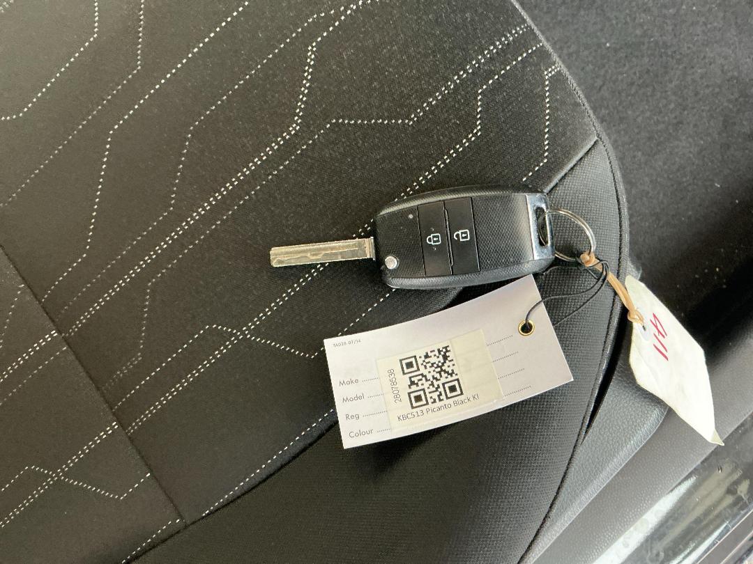 Photo '12' of KIA Picanto LX