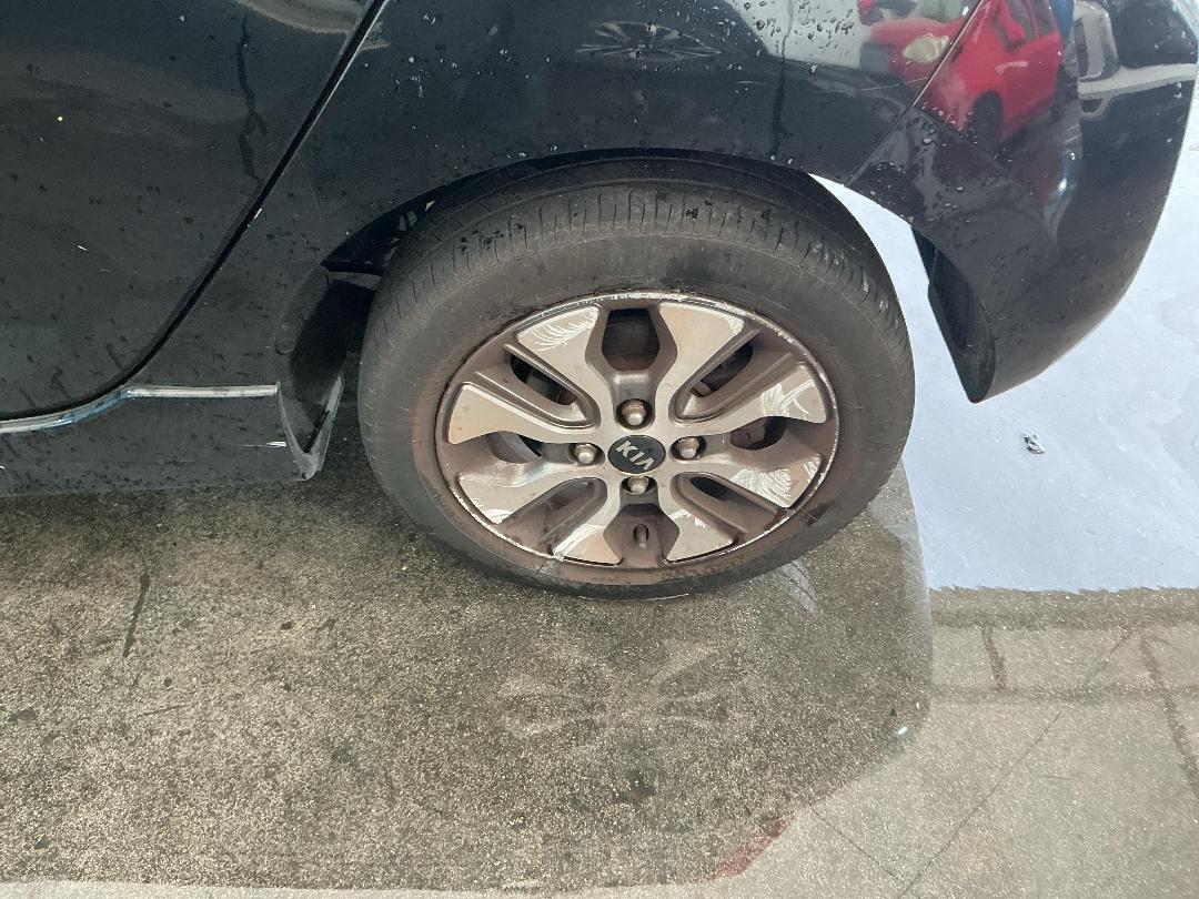 Photo '28' of KIA Picanto LX