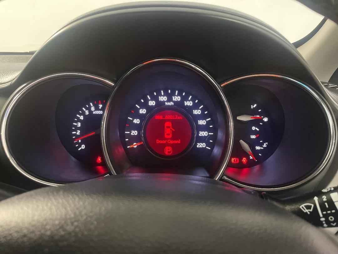 Photo '21' of KIA RIO