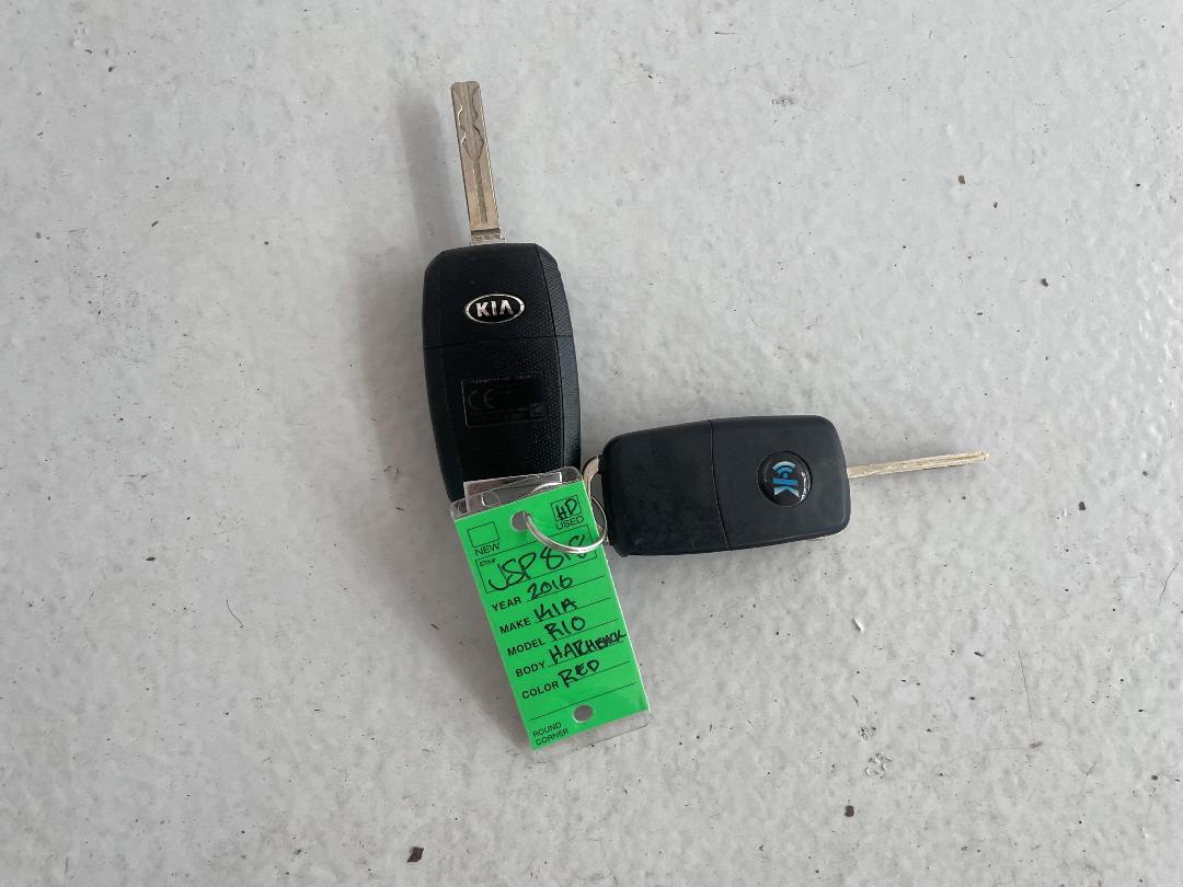 Photo '22' of KIA RIO