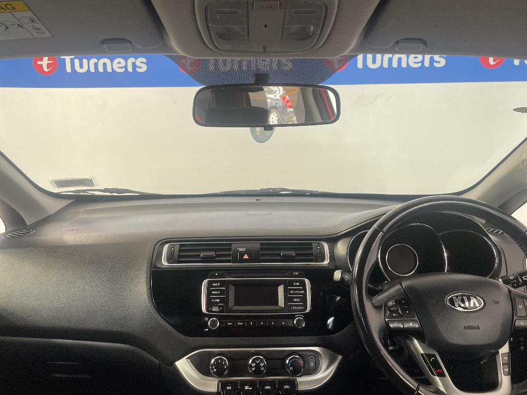 Photo '17' of KIA RIO