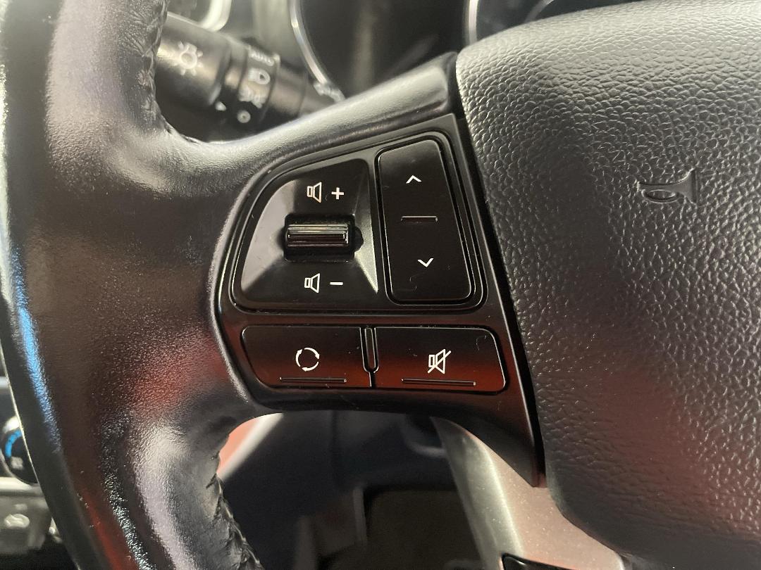 Photo '26' of KIA RIO