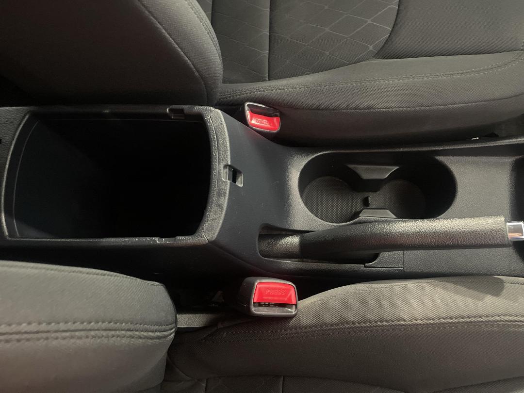 Photo '31' of KIA RIO