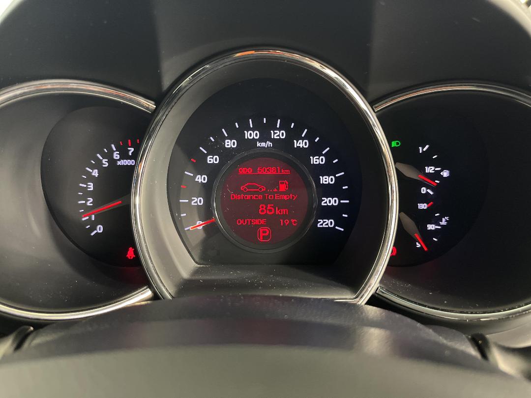 Photo '21' of KIA RIO