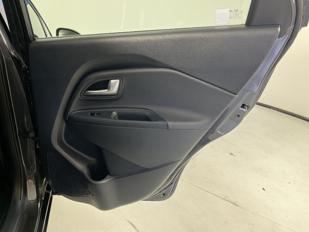 Photo '19' of KIA RIO