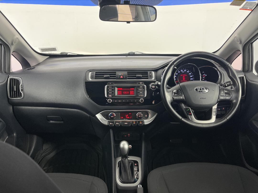 Photo '17' of KIA RIO