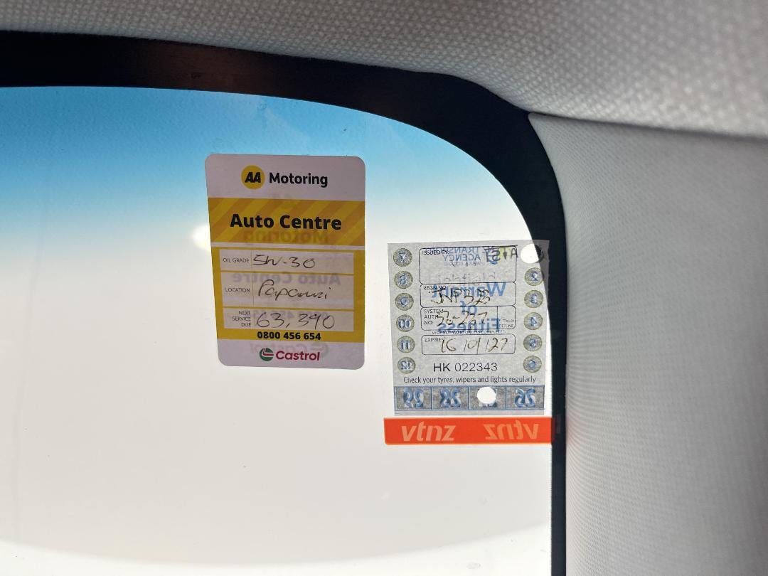 Photo '29' of KIA RIO