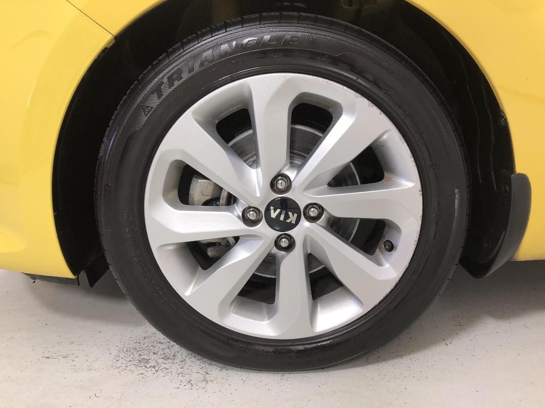 Photo '10' of KIA RIO Photo '10' of KIA RIO