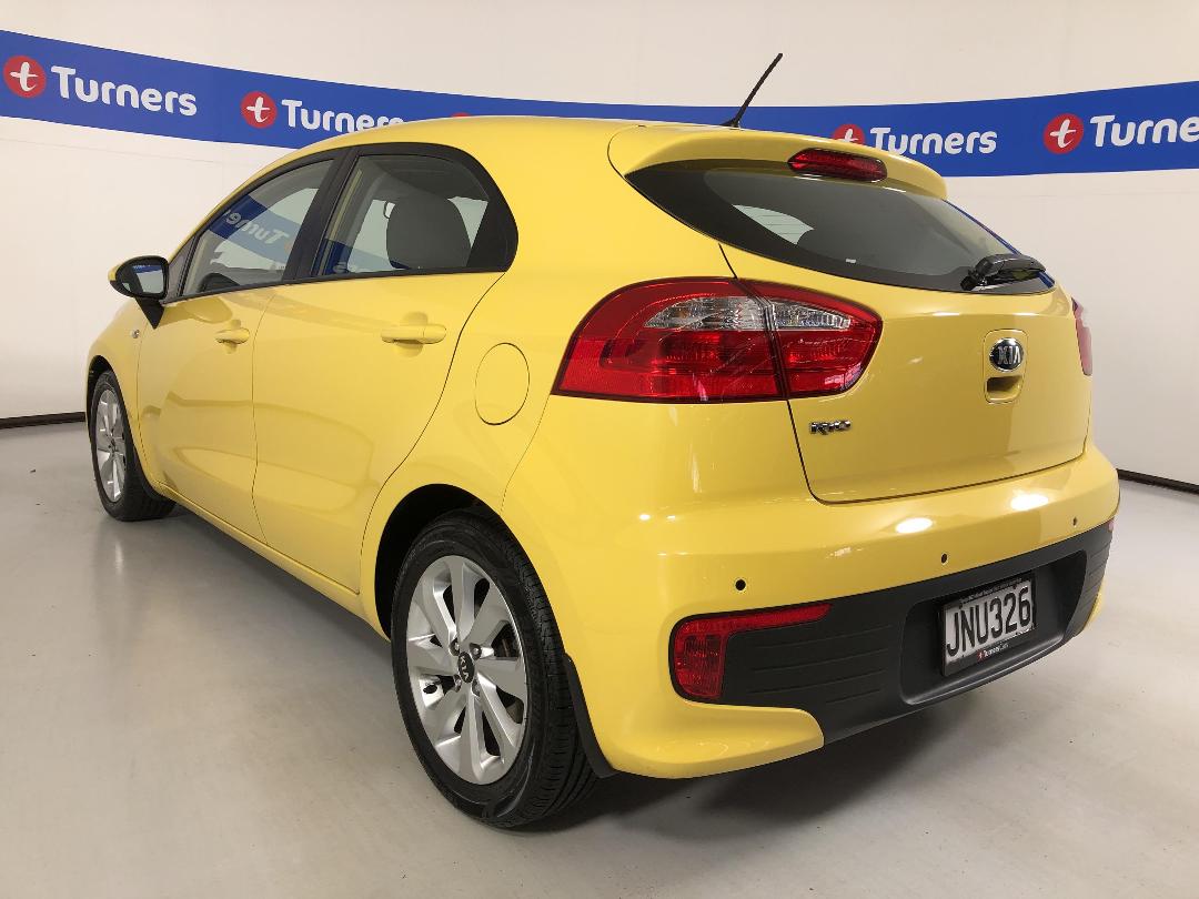 Photo '5' of KIA RIO Photo '5' of KIA RIO