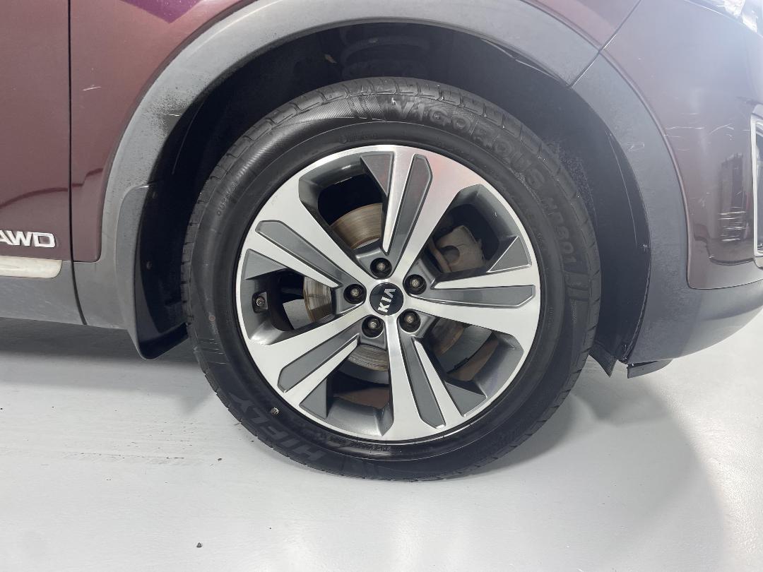 Photo '9' of KIA Sorento