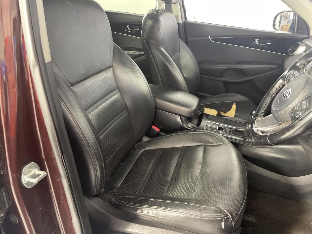 Photo '16' of KIA Sorento