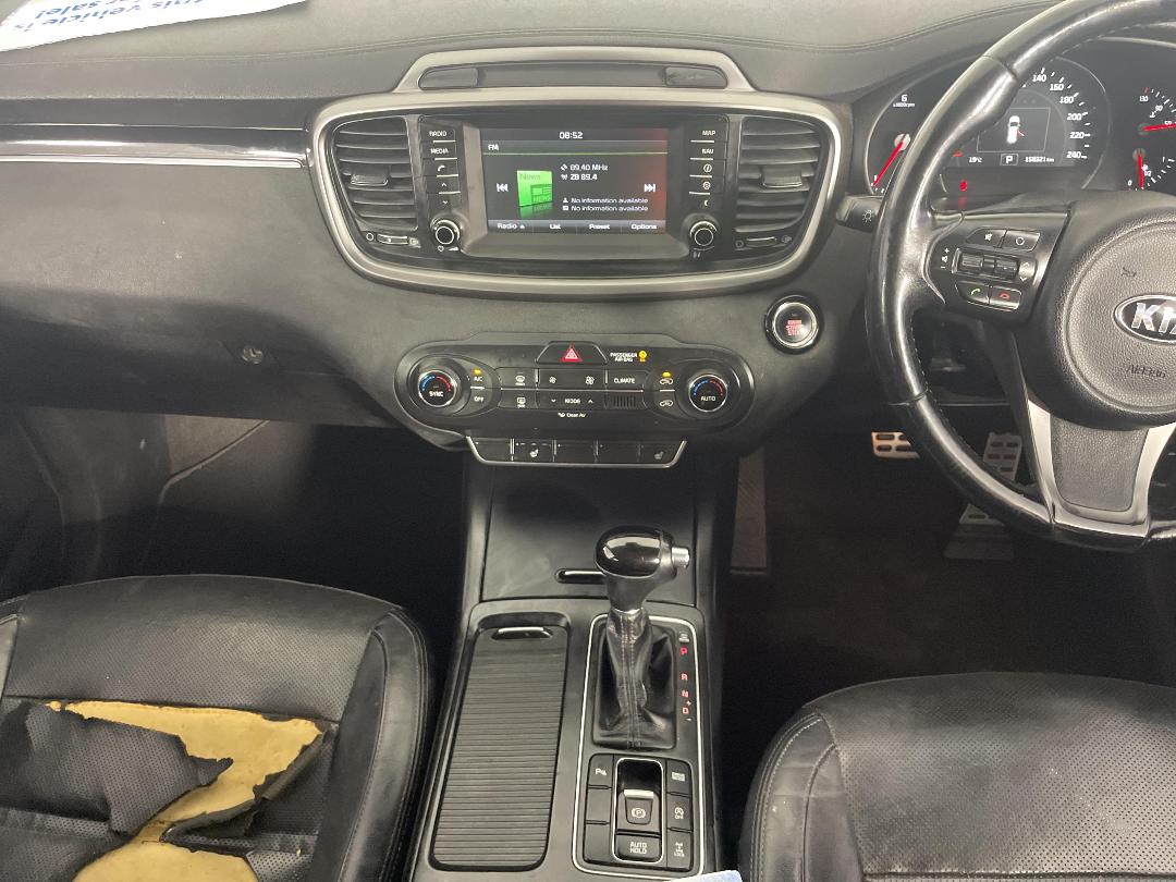Photo '18' of KIA Sorento