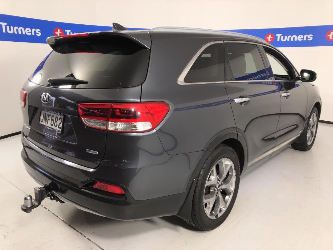 Photo '7' of KIA Sorento