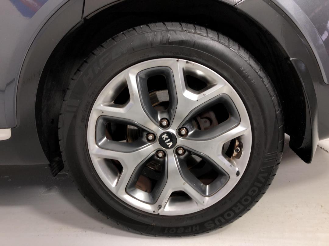 Photo '11' of KIA Sorento