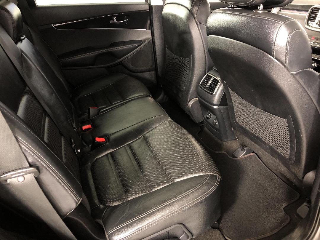 Photo '20' of KIA Sorento Photo '20' of KIA Sorento